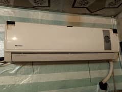 Gree split AC 1 Ton