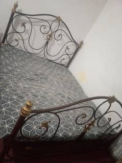 iron bed