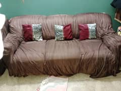 5 Seater Sofa with brown cover and cousion