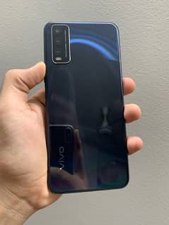 Vivo y20 with box