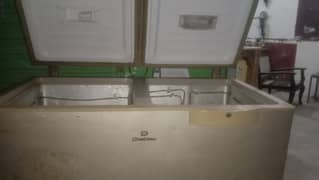 Dawlance deep freezer for sale