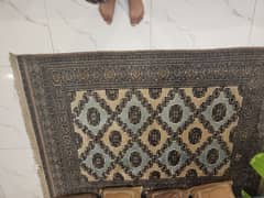 rug in neat and clean condition for sale