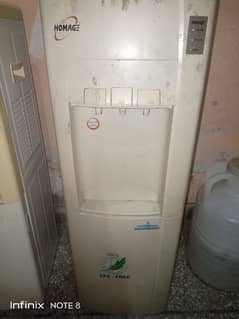Homage water dispenser all OK good condition genuine gas for sale
