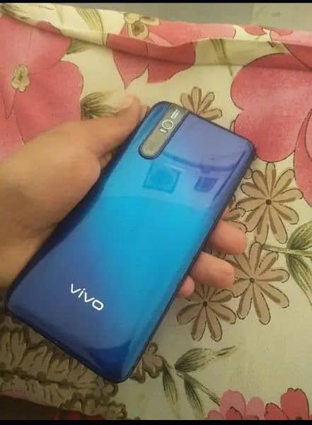 vivo V15pro 1