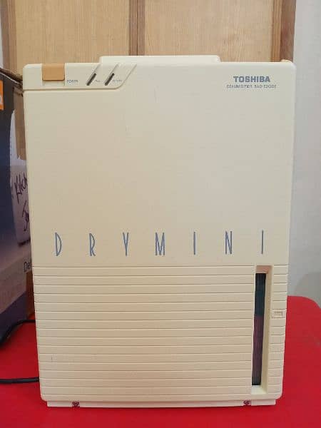 Toshiba Large De-Humidifier, Imported 7