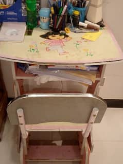 kids study table with chair