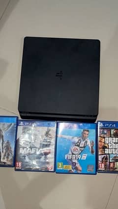 ps4 slim with 4 games