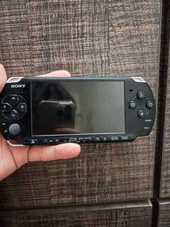 psp 3006 good condition jailbreak console 30+ games 32gb memory stick