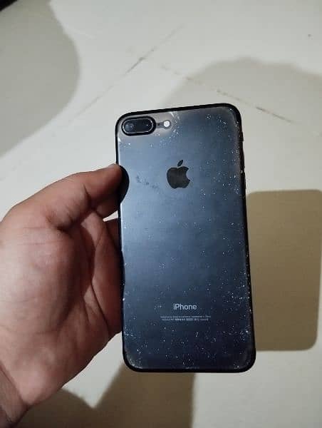 iphone 7 plus 128gb pta approved ( read add ) 1