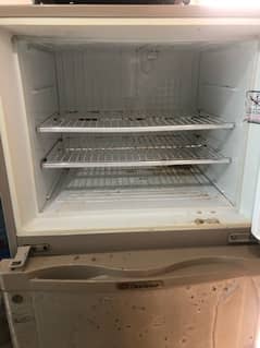 refrigerator in used condition 0