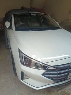 Hyundai Elantra 2023