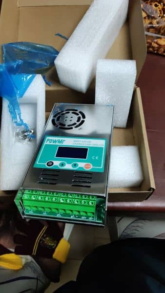 60A MPPT Solar inverter Charge Controller 12V 24V 36V 48V Batt 4