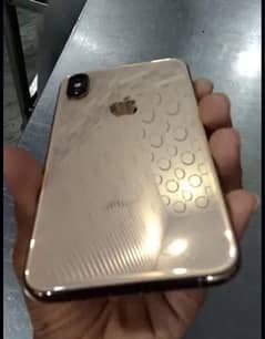I phone xs (Golden colour )