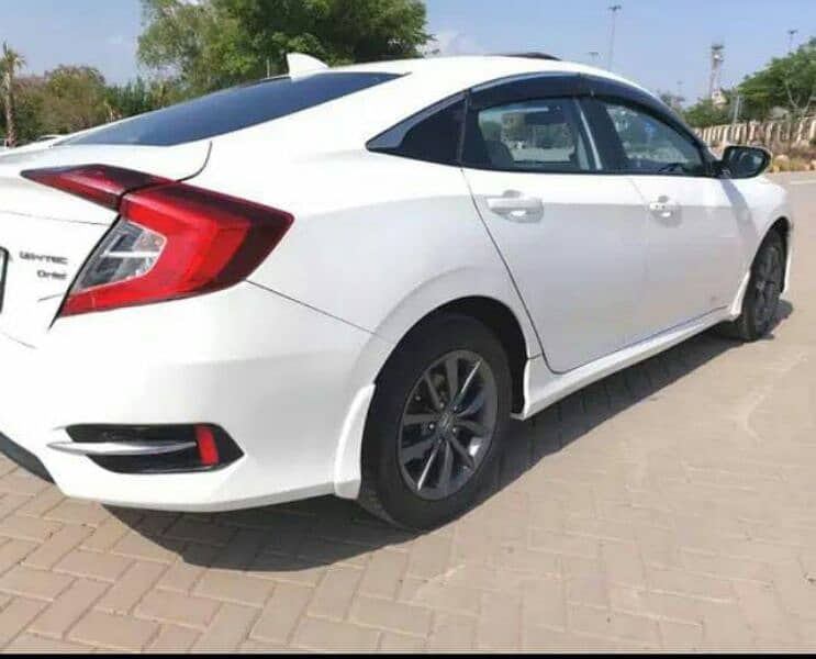 30 instalment Remaing/93thousand 2019 Bank leased Honda Civic 4