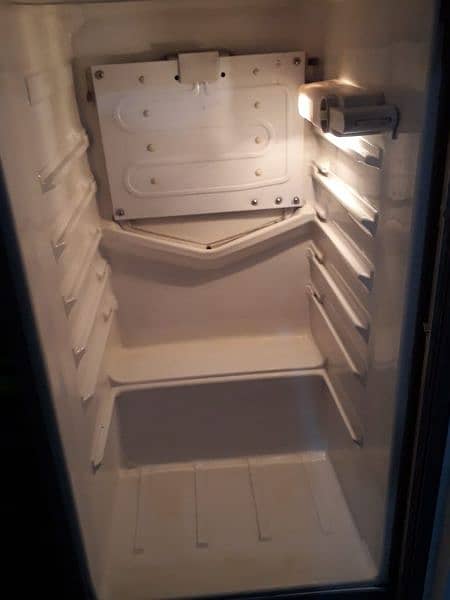 used Dawlance fridge 4