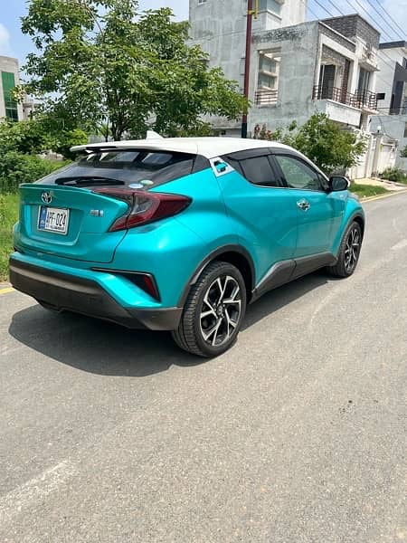 Toyota C-HR 2019/2024 4