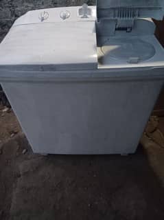 Dawlance washing Machine .   model 5200