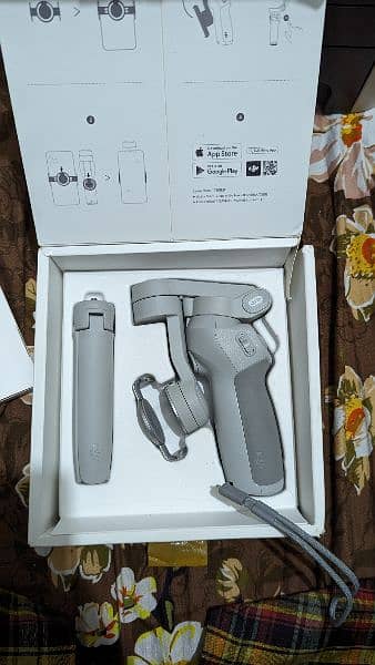 Dji Osmo 4 Dji om 4 Mobile Gimble 10/10 with Box 2