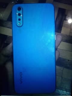 vivo s1 ram8.256.  03130013553