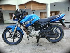 YBR 125 - Clean & neat bike