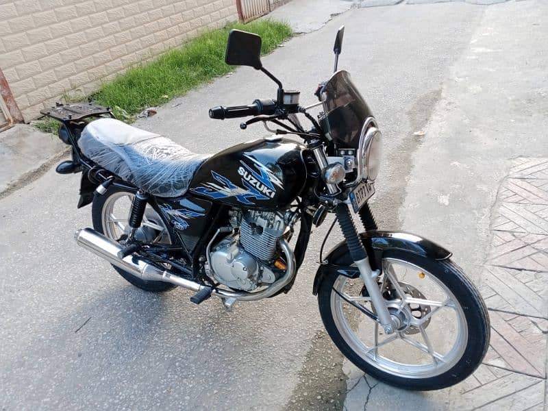 Suzuki GS 150 SE 0