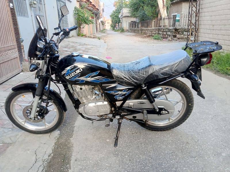 Suzuki GS 150 SE 5