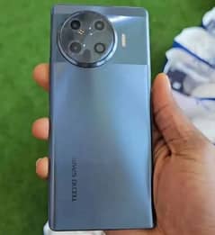 Tecno spark 20 pro plus