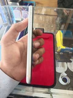 I Phone 11 128 gb Non pta Onic sim chalata h only sale