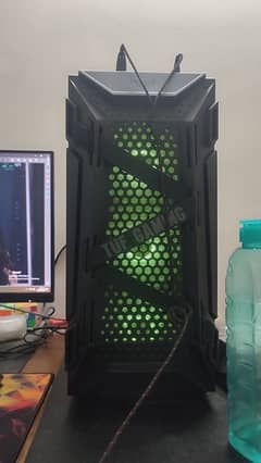 Gaming PC with Stabimatic Computer stabilizer