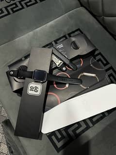 Apple watch Series 7 45mm Nike edition