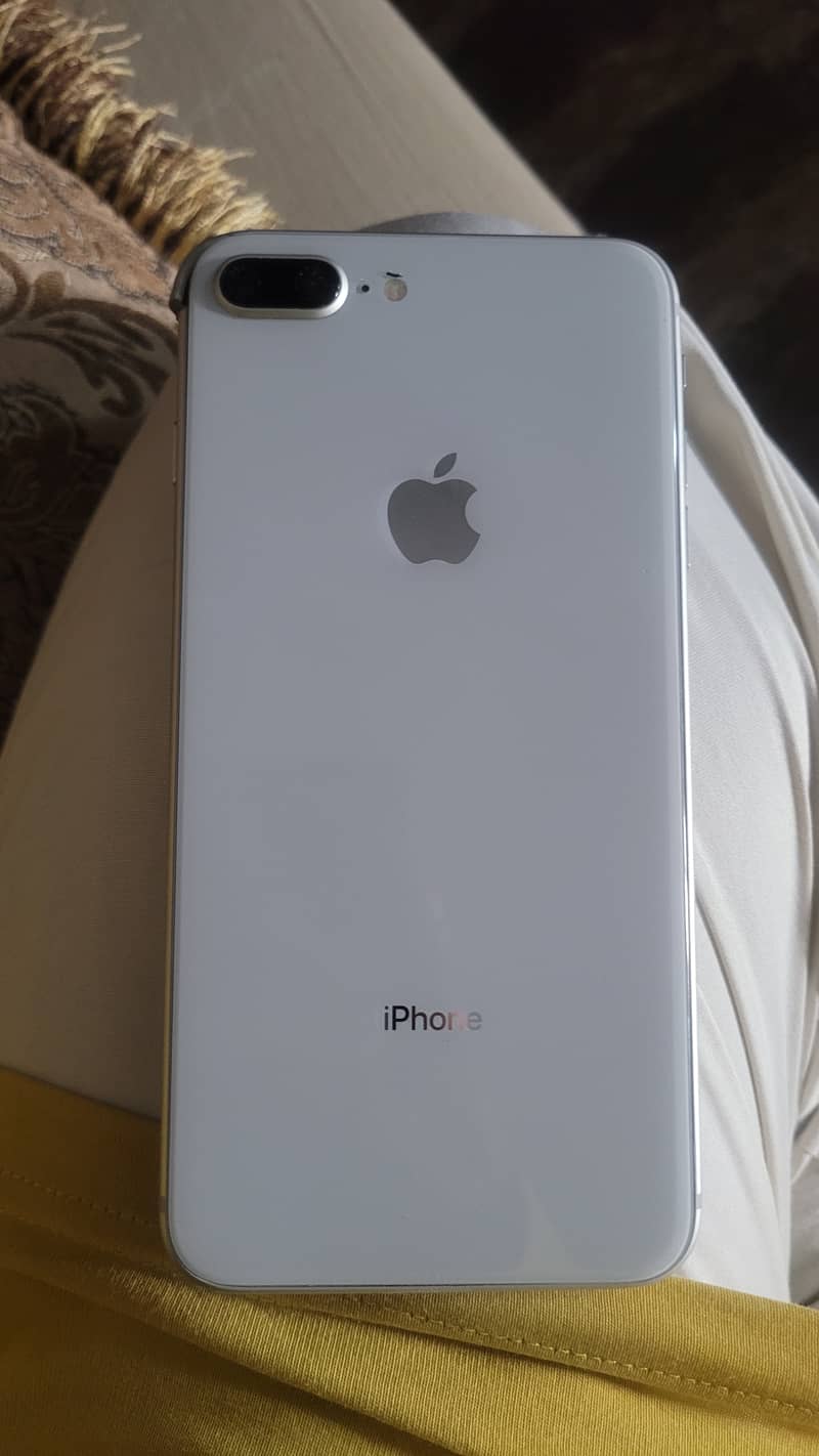 Iphone 8plus Fu canadia model 3