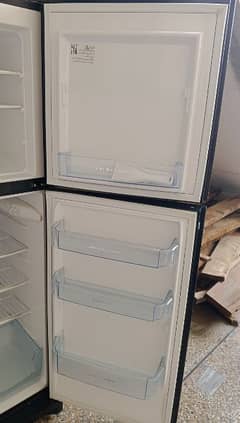 full size fridge sell genuine condition original compresser