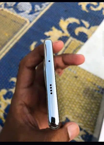 Tecno spark 20 pro plus 2