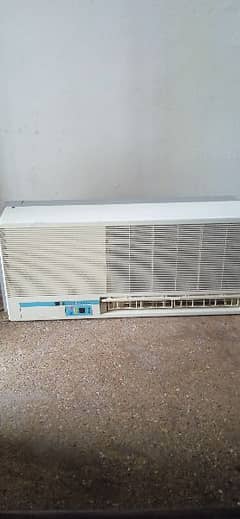 Haier window inverter AC in 10/10 Condition