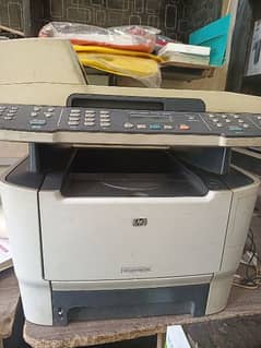 HP Laser jet M2727 nf