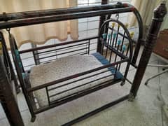 baby swing condition very good