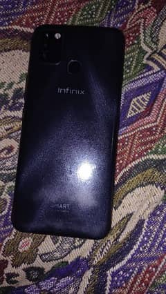 A good condition Infinix smart 5 mobile with with box and charger.