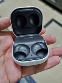 Samsung Galaxy Buds 2, Only Case