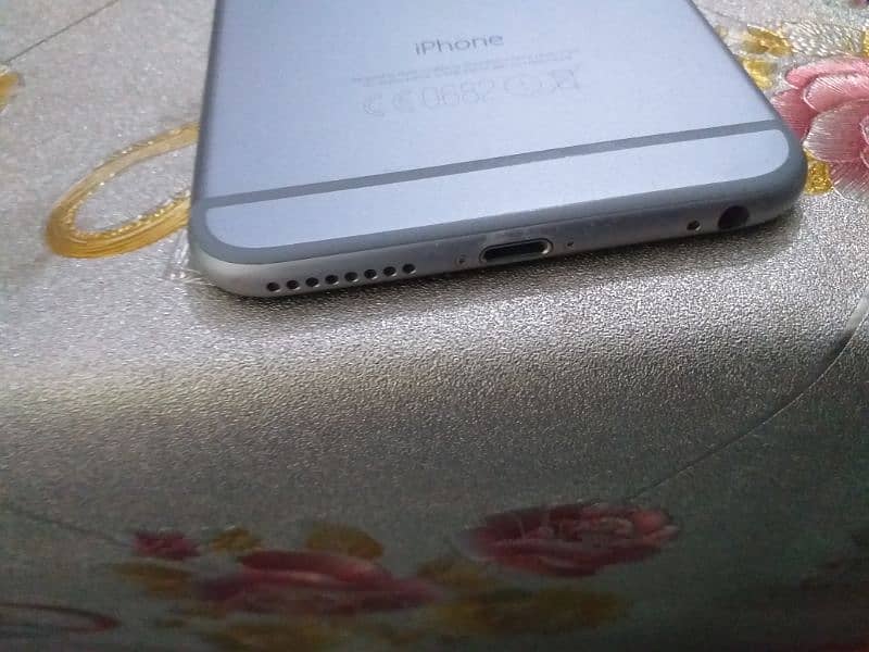 iphone 6 plus PTA approved  64 GB good  condition, grey colour 3