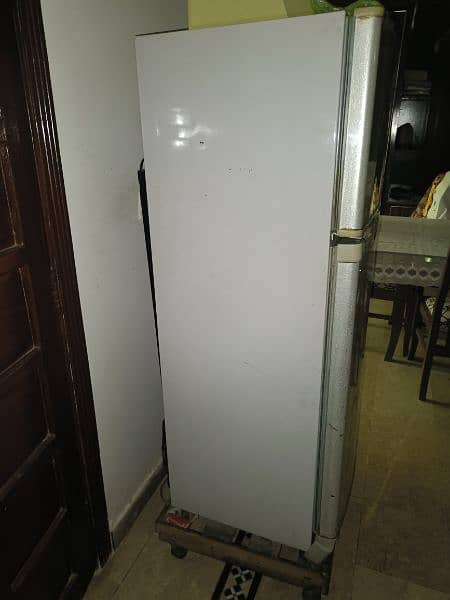 Dawlance 2 doors refrigerator 3