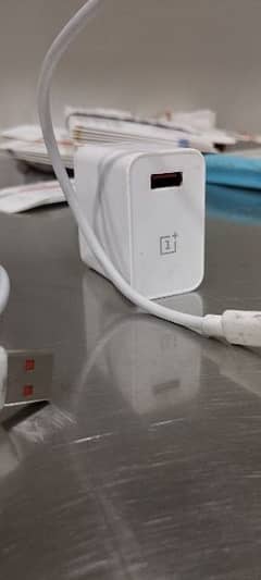 Oneplus 30w Charger Full Genuine Good Condition with cable