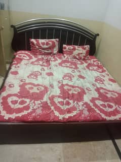 Use Double bed with  mattres 6 by 6