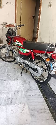 Honda cd 70 2023 (03151747325)