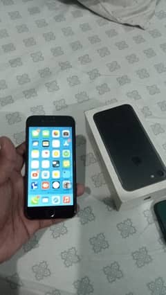 iphone 7 32 GB with Box PTA Approved