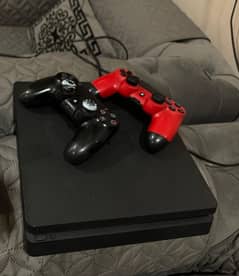 Ps4 Slim 500 gb with 2 controllers
