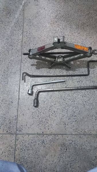 Car jack japani with accessories 0