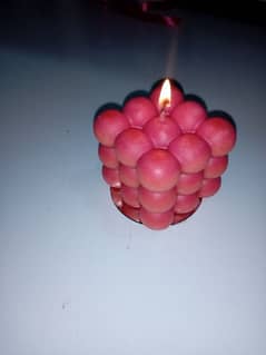 Bubble scented candle