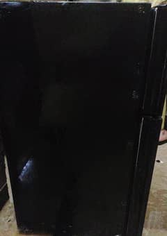 Room refrigerator (Small sized)