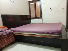 Complete Bed room Furniture