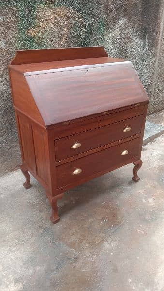 Writing Bureau ( vintage item) 2